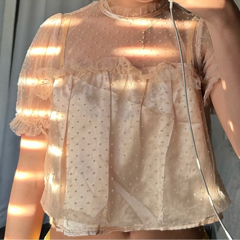 Pink cropped blouse